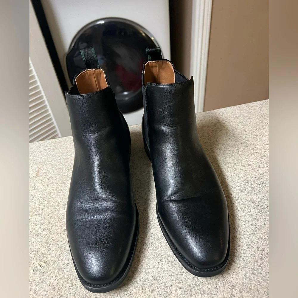 Black Leather Men's Chelsea Boots